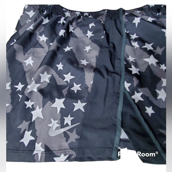 Nike women’s Dri-Fit Americana Running shorts plus size 3X - Picture 2 of 5